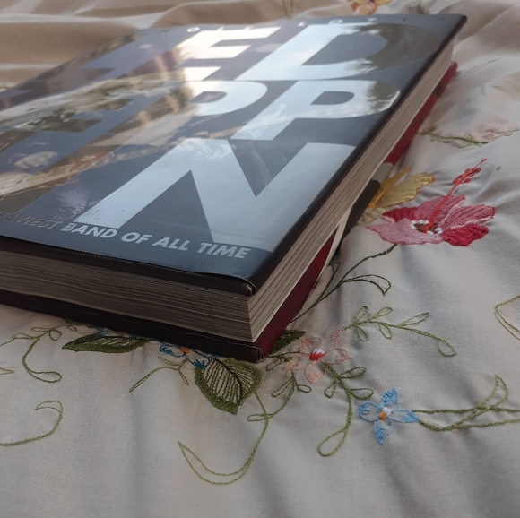 Led Zeppelin Hardcover Book - Picture 3 of 13